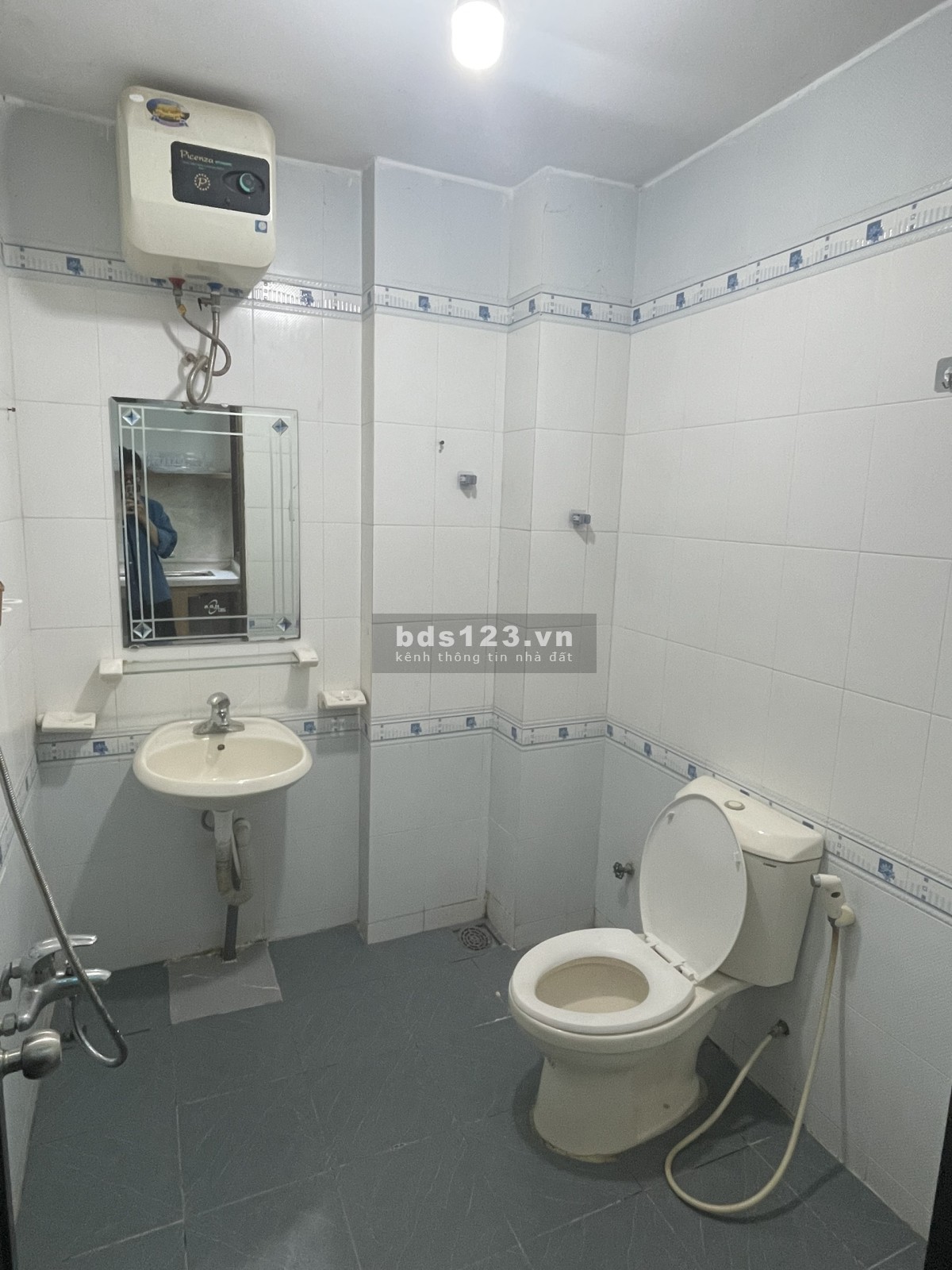 Cho thuê phòng trọ cao cấp giá mềm Tháng 7 Lô C Đường Số 1, Phường Phú Thuận, Quận 7