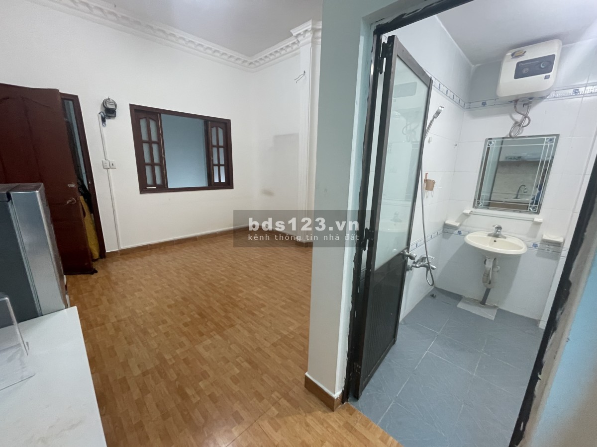 Cho thuê phòng trọ cao cấp giá mềm Tháng 7 Lô C Đường Số 1, Phường Phú Thuận, Quận 7