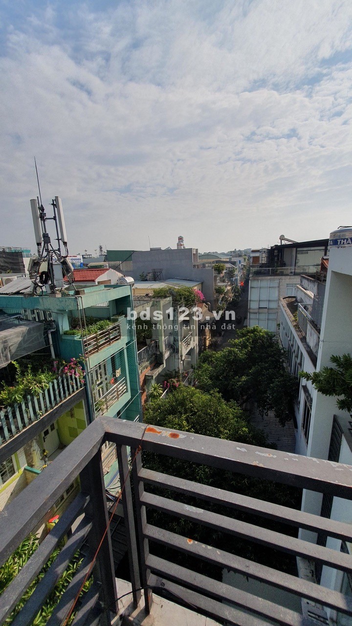 NGỘP BANK CÁCH 1 CĂN RA MT LÊ QUANG ĐỊNH - BÌNH THẠNH - 44M2 - 4TẦNG - 4PN CHỈ 5.2 TỶ