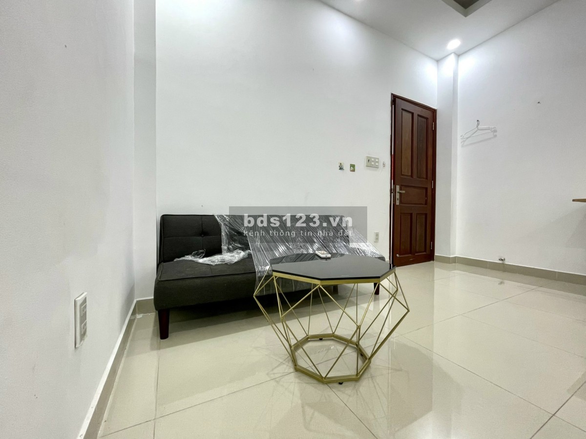 Cho thuê studio full nội thất ngay chân cầu Sài Gòn giao Trần Não