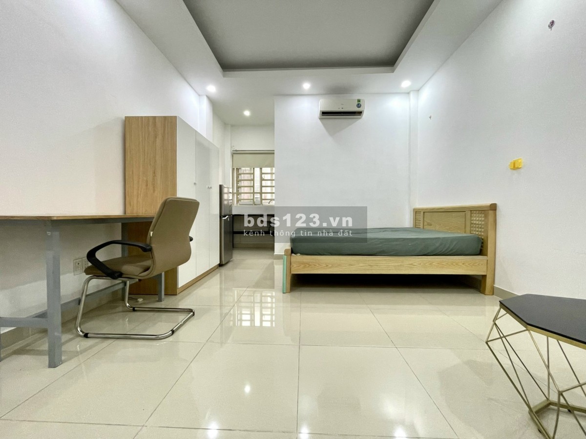 Cho thuê studio full nội thất ngay chân cầu Sài Gòn giao Trần Não