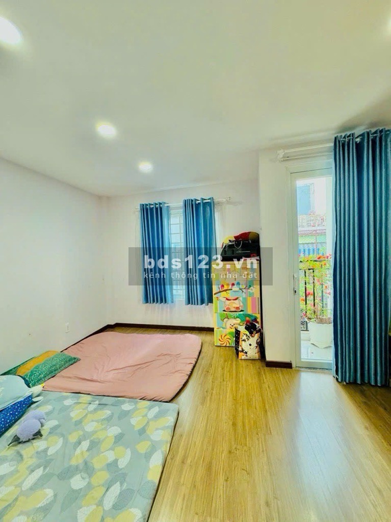Bán Nhà HXH Nguyên Hồng, P.1, Gò Vấp, 48M2, 4 Tầng 6PN, Sổ Đẹp Nở Hậu. Chỉ 7.25 Tỷ TL.
