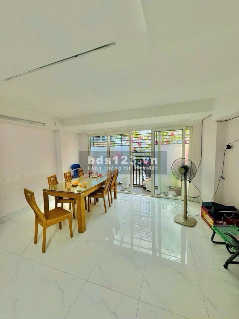 Bán Nhà HXH Nguyên Hồng, P.1, Gò Vấp, 48M2, 4 Tầng 6PN, Sổ Đẹp Nở Hậu. Chỉ 7.25 Tỷ TL.
