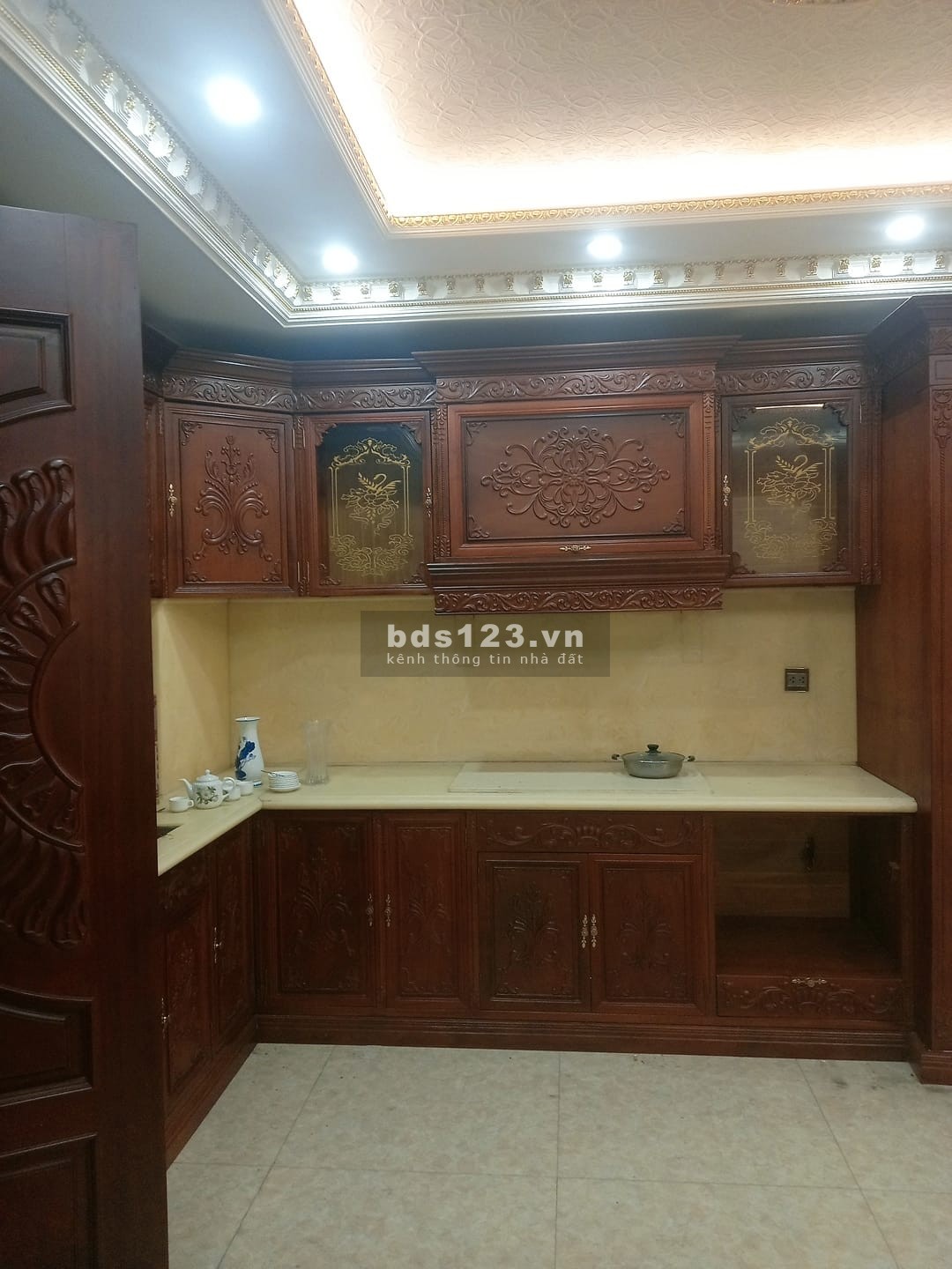 Bán nhà mặt phố 7 tầng Hồ Tùng Mậu Cầu Giấy 70m2 mt 5m 35 tỷ mặt đường nhà mới đẹp.