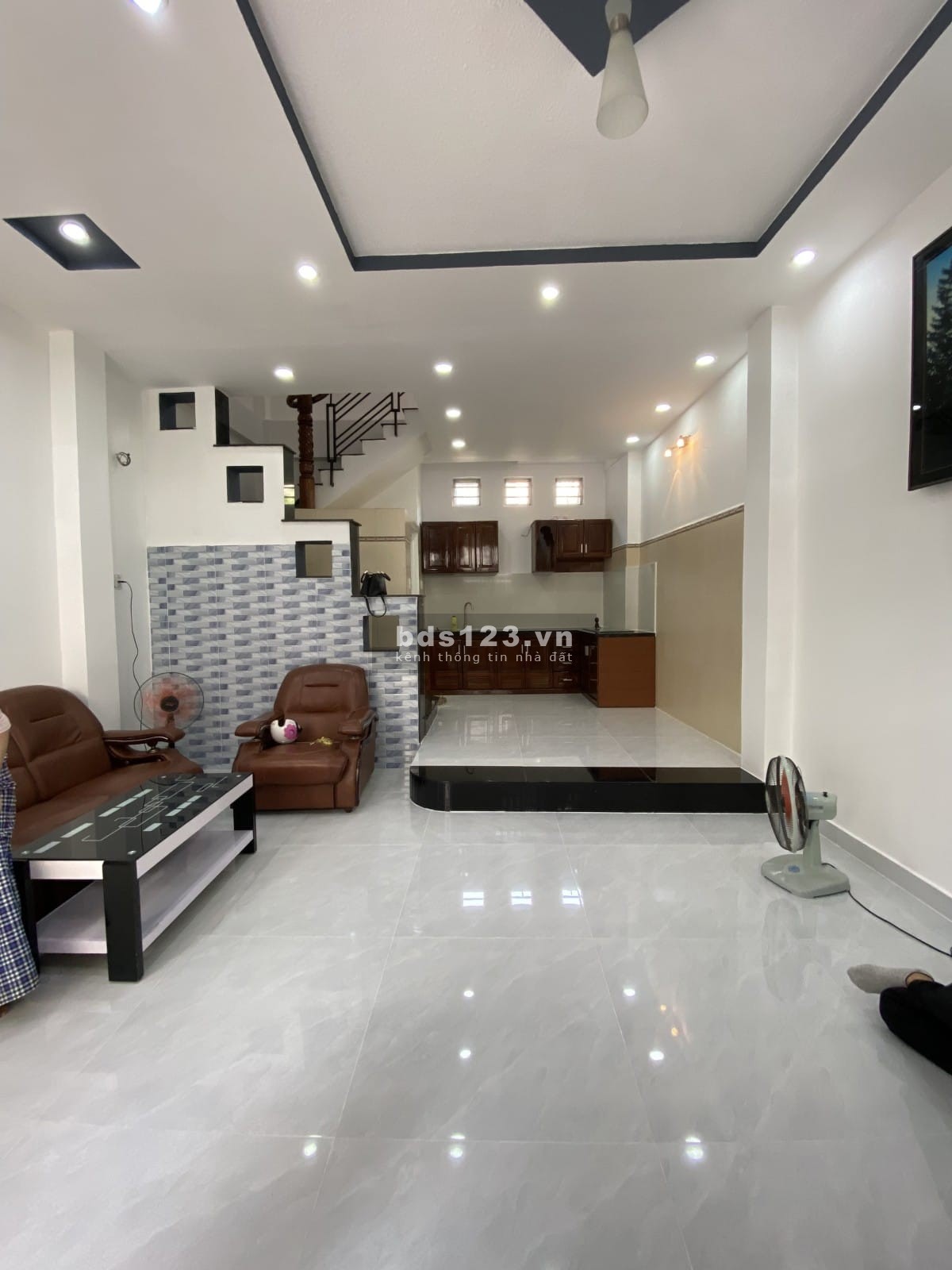 NGỘP BANK CÁCH 1 CĂN RA MT LÊ QUANG ĐỊNH - BÌNH THẠNH - 44M2 - 4TẦNG - 4PN CHỈ 5.2 TỶ