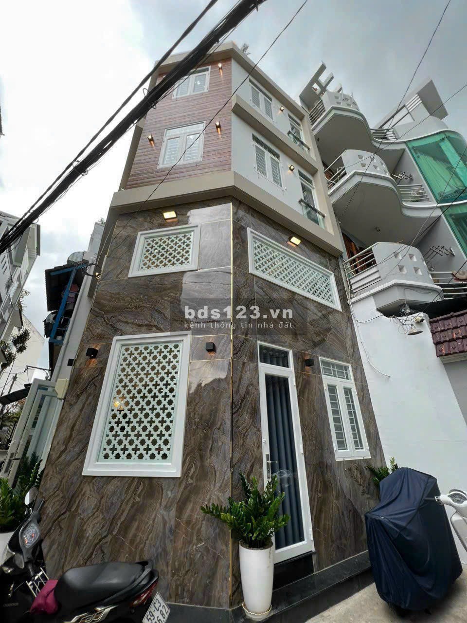 BÁN GẤP NHÀ ĐẸP BÌNH THẠNH 50M2 NGUYỄN LÂM