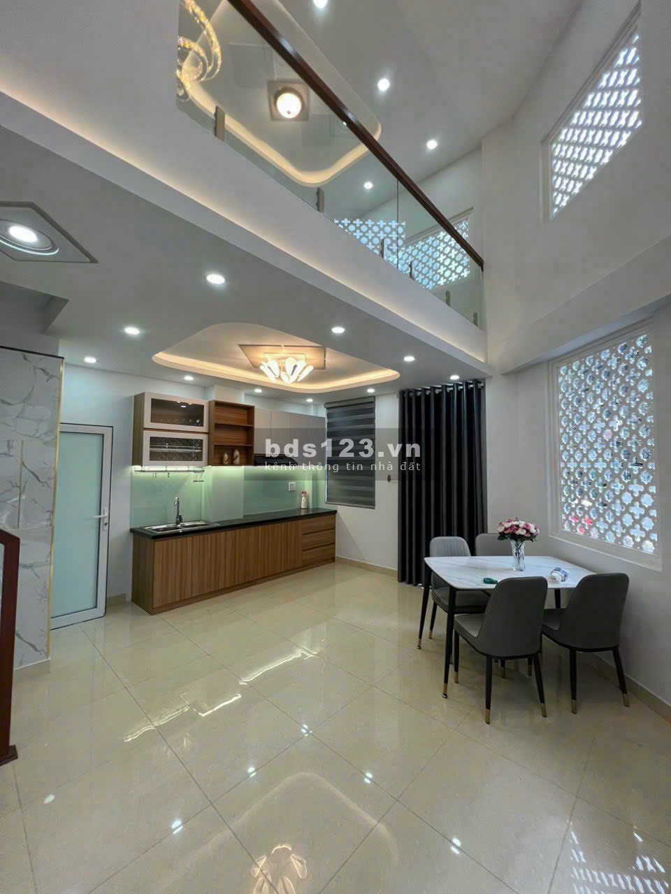 BÁN GẤP NHÀ ĐẸP BÌNH THẠNH 50M2 NGUYỄN LÂM