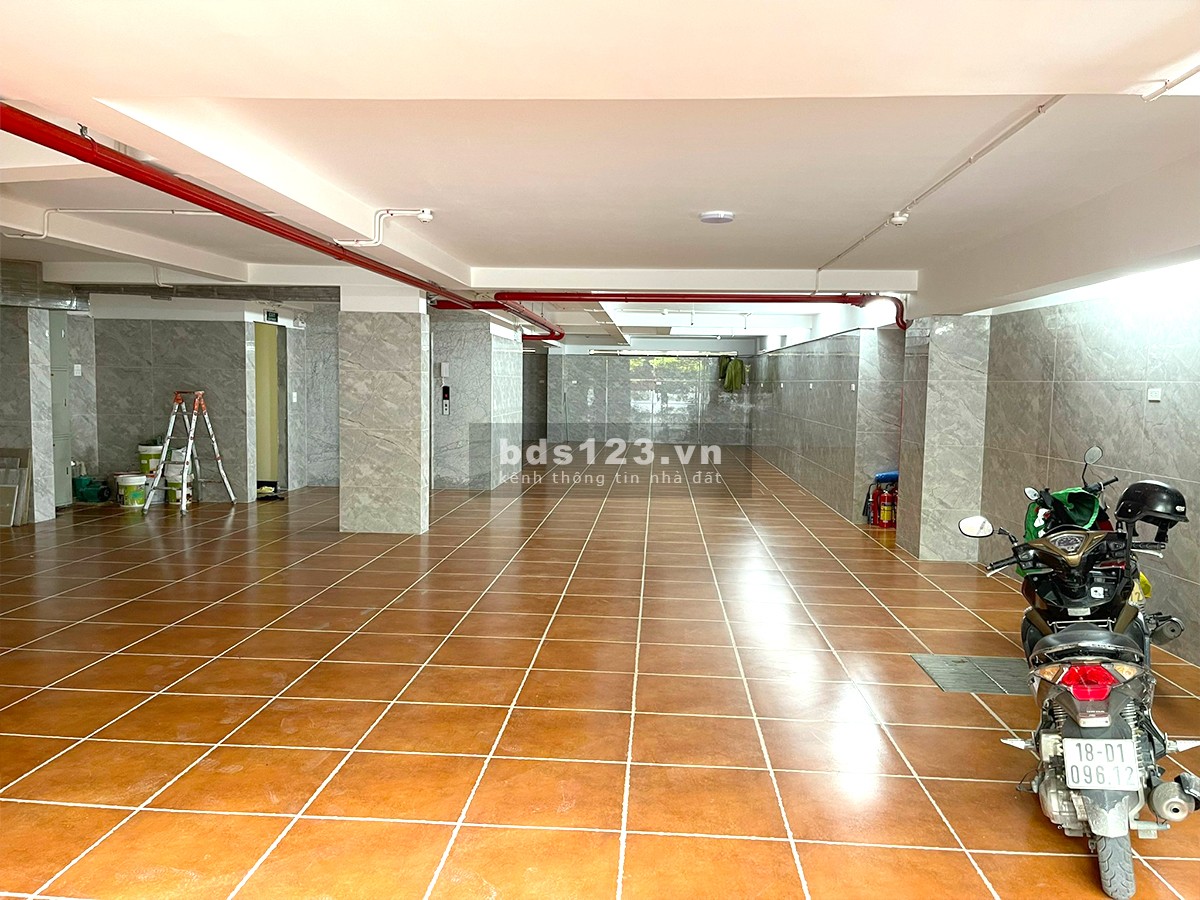 Bán Tòa Văn Phòng 8 Tầng Xây Mới Mặt Phố Quang Trung . Vị Trí Đắc Địa .DT 216m2.Giá 115 TY