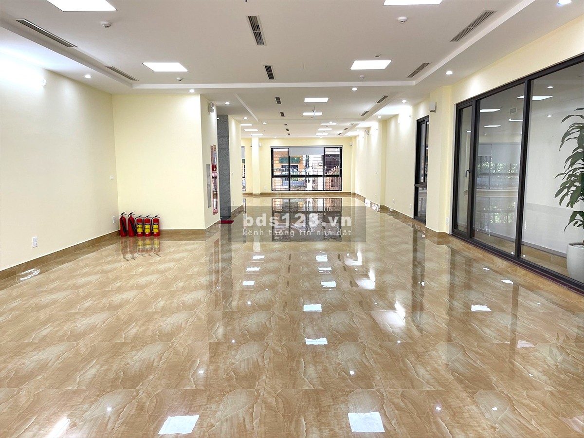 Bán Tòa Văn Phòng 8 Tầng Xây Mới Mặt Phố Quang Trung . Vị Trí Đắc Địa .DT 216m2.Giá 115 TY