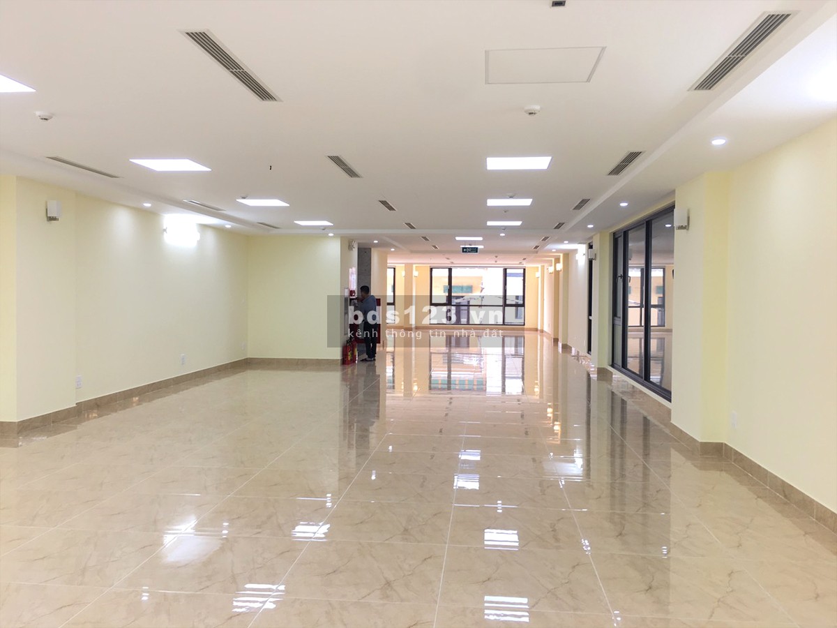 Bán Tòa Văn Phòng 8 Tầng Xây Mới Mặt Phố Quang Trung . Vị Trí Đắc Địa .DT 216m2.Giá 115 TY