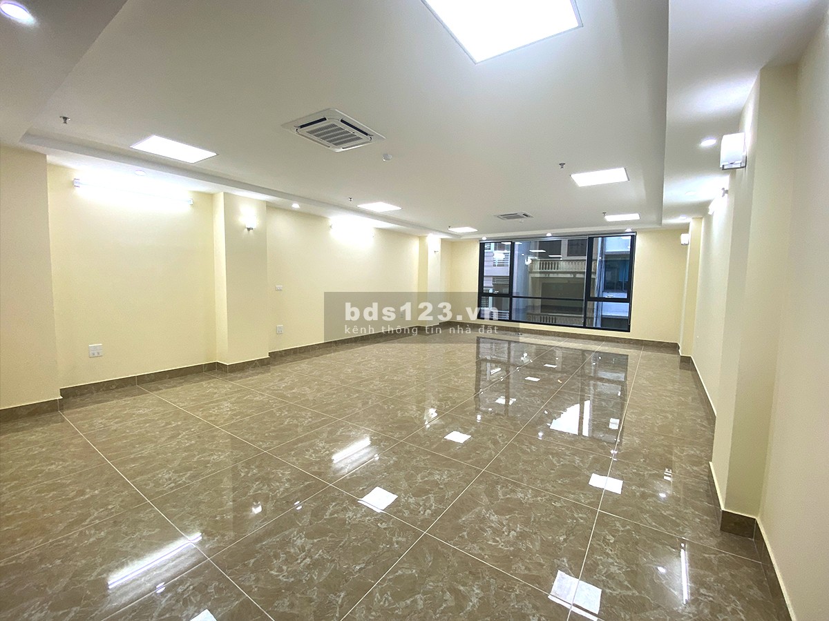 Bán Gấp Tòa Văn Phòng 9 Tầng Xây Mới Mặt Phố Khâm Thiên. Vị Trí Đắc Địa, DT 88m2, MT 5.2m, Giá 51 TỶ