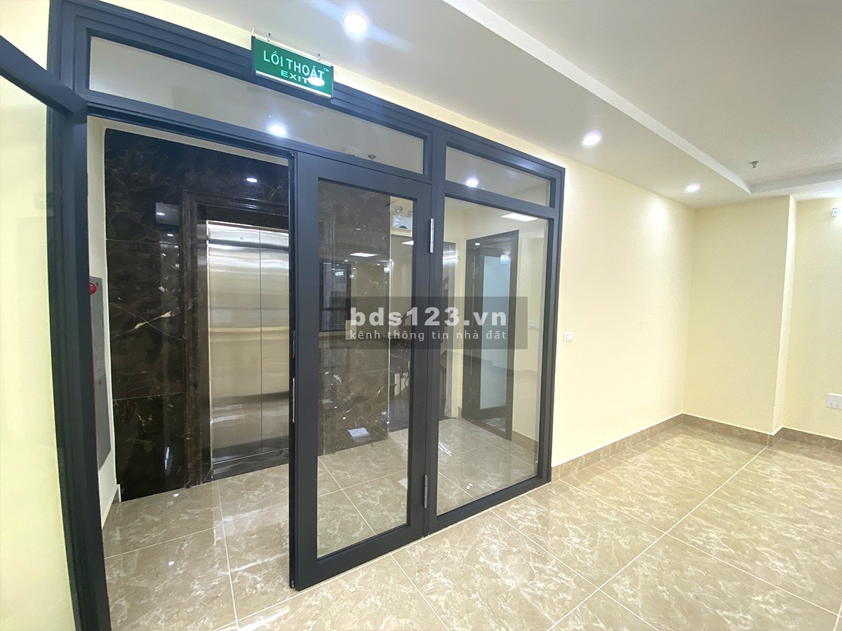 Bán Gấp Tòa Văn Phòng 9 Tầng Xây Mới Mặt Phố Khâm Thiên. Vị Trí Đắc Địa, DT 88m2, MT 5.2m, Giá 51 TỶ