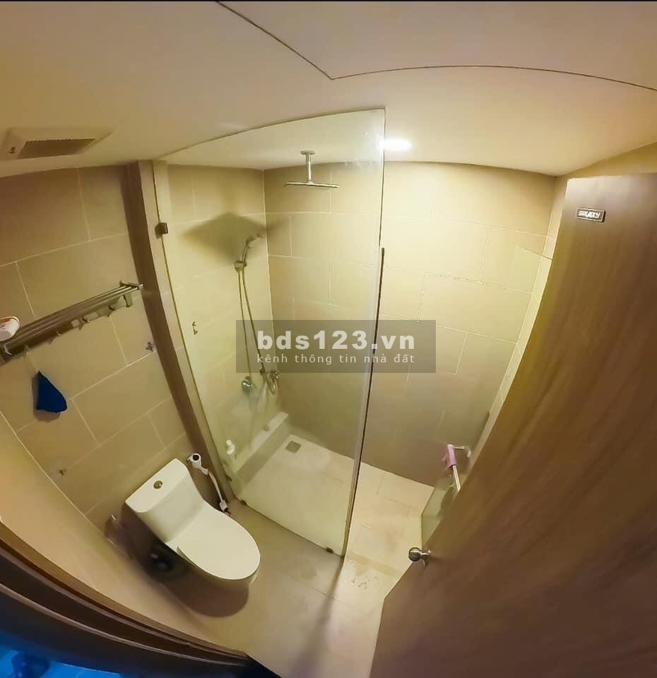 Cho thuê căn hộ 2pn, 2wc 77m2 13tr tại chung cư Screc Tower Quận 3. Nội thất đầy đủ, tầng cao