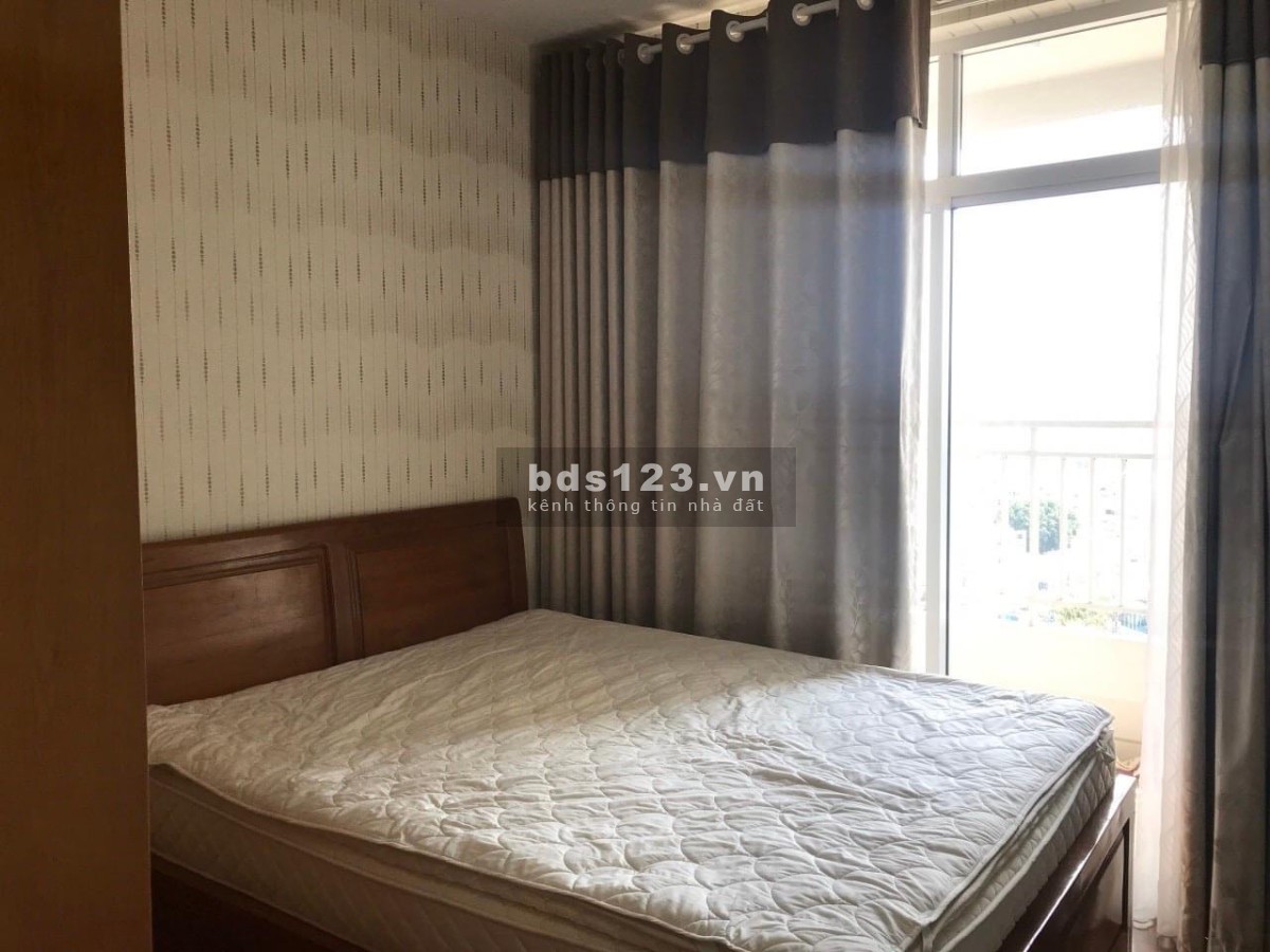 Cho thuê Chung cư đầy đủ nội thất 590 CMT8 - Q3 2pn 80m2 12tr/tháng