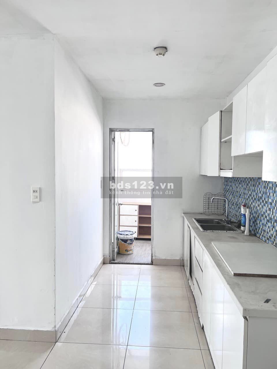 Cho thuê chung cư 1Ab Cao Thắng Quận 3 65m2 2pn 9tr5. Nội thất cơ bản