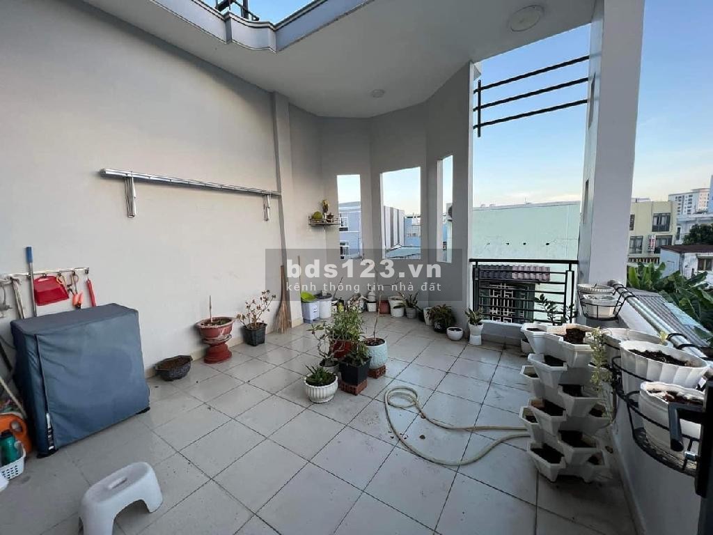 Bán Nhà Đẹp, 57m2, 3 Tầng, Gần Mặt Tiền, Phước Long B, Q9. Giá 6.1 Tỷ