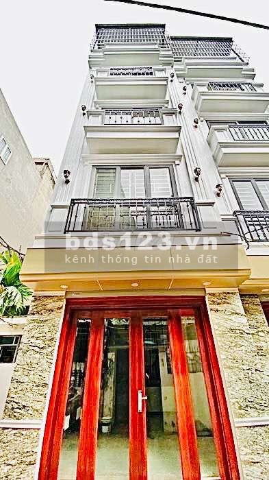 Bán nhà Thúy Lĩnh mới kính koong 41m