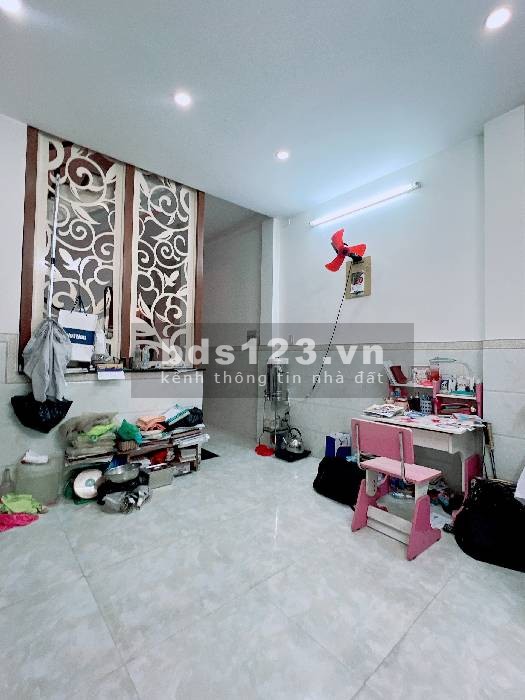 Nhà MT Phạm Thế Hiển, P4, Q8, gần chợ tiện kinh doanh buôn bán