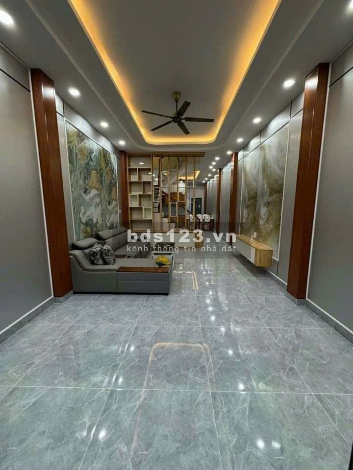 BÁN NHÀ PHỐ 2 LẦU, MẶT TIỀN NGAY CHỢ THUẬN GIAO
