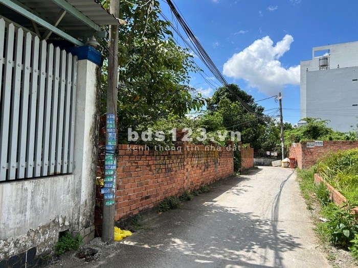 Bán Đất 150m (25x6) Lô Góc, Gò Cát, Phú Hữu, Q9. Giá nhỉnh 4 Tỷ TL