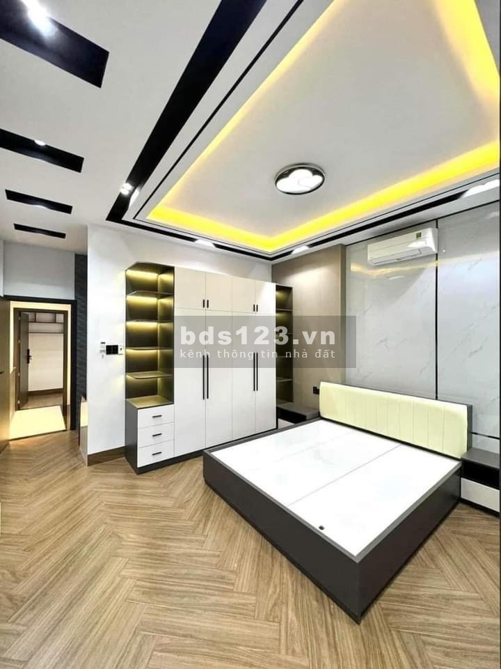 Chính Chủ Cần Bán Gấp nhà Hẻm 1/ Đường Trục, Phường 13, Bình Thạnh SHR 75m2
