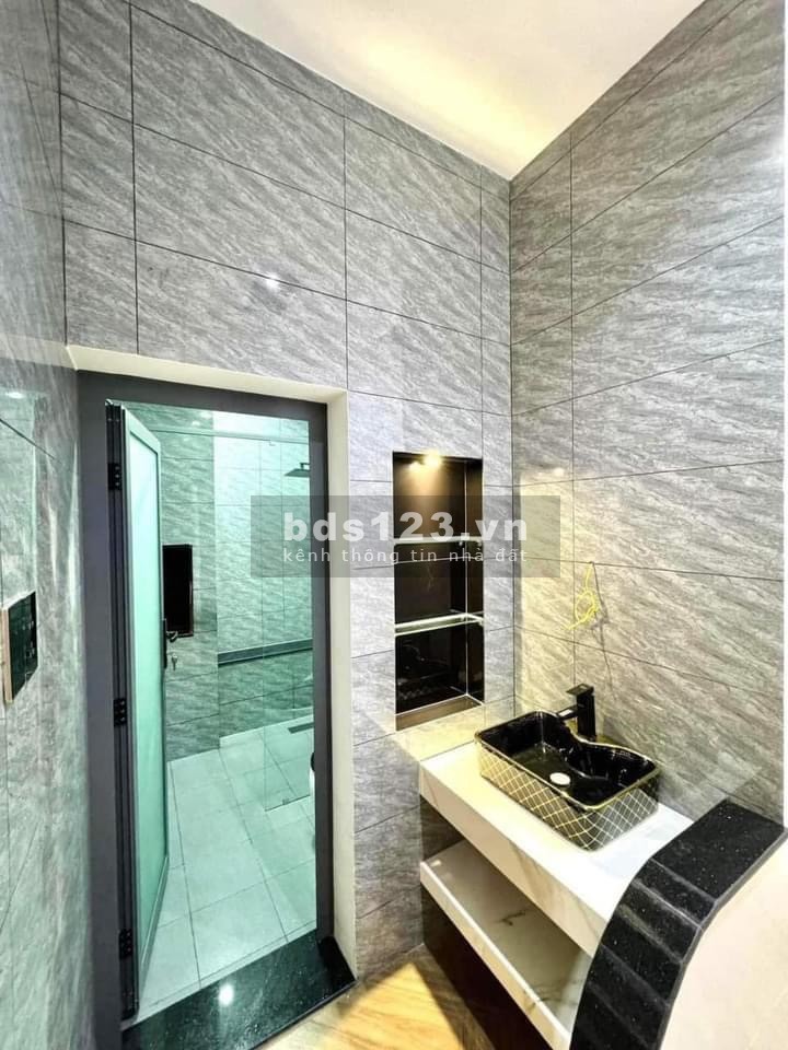 Chính Chủ Cần Bán Gấp nhà Hẻm 1/ Đường Trục, Phường 13, Bình Thạnh SHR 75m2