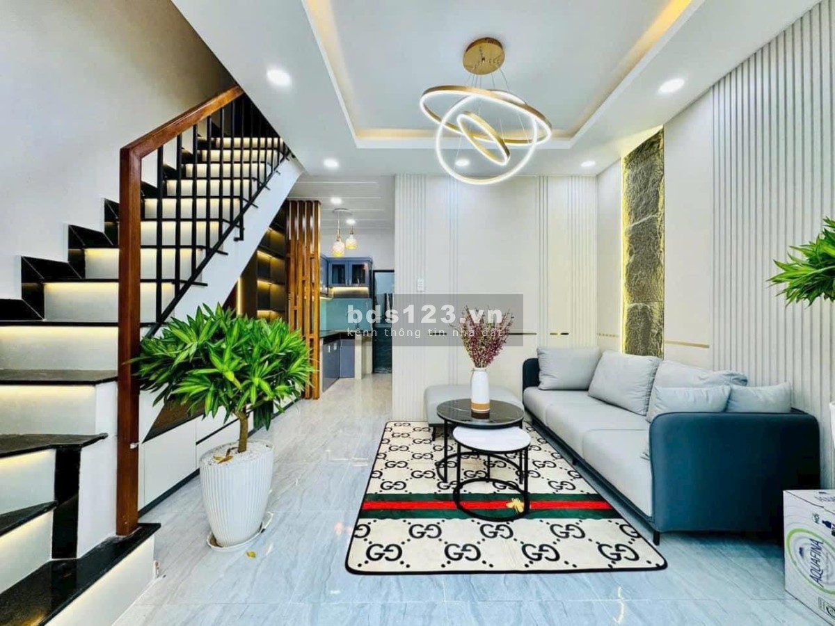 Bán nhà HXH đường Nguyễn Thái Sơn, P5, Gò Vấp. 33m2 2tỷ050 nhà SHR. Đang cho thuê 10 triệu/tháng