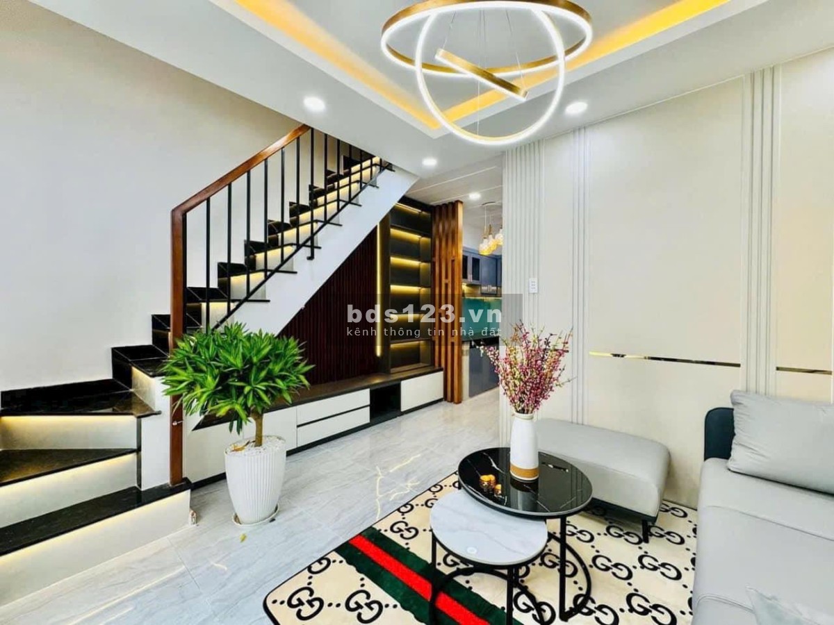 Bán nhà HXH đường Nguyễn Thái Sơn, P5, Gò Vấp. 33m2 2tỷ050 nhà SHR. Đang cho thuê 10 triệu/tháng