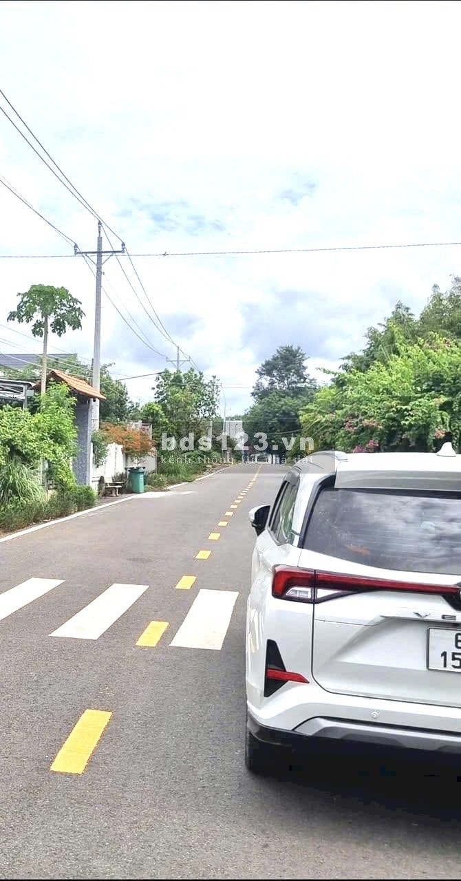 CHÍNH CHỦ BÁN GẤP 3 SỔ (15X25=375M2) THỔ CƯ, SÁT KHU CÔNG NGHIỆP GIÁ 260 TRIỆU, DÂN ĐÔNG