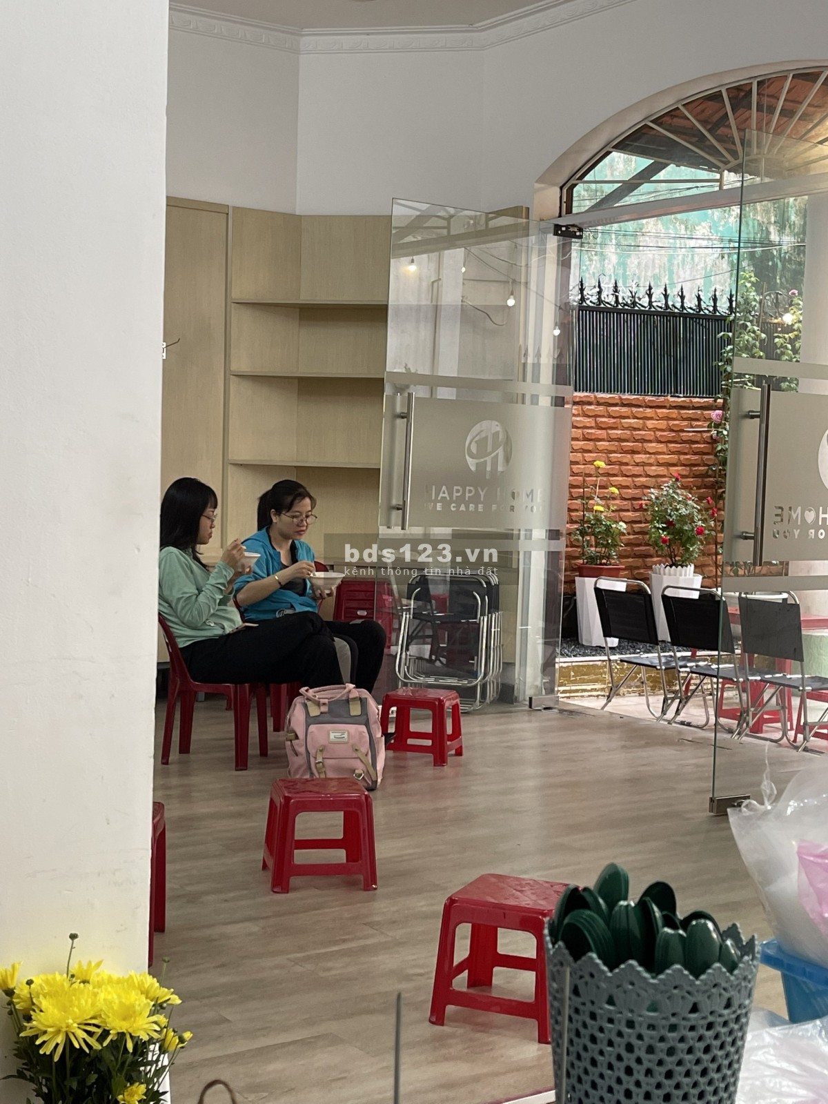 Cho thuê biệt thự 57/37 D5 P25 Bình Thạnh, khu vực buôn bán sầm uất. Giá rẻ, chỉ 35tr