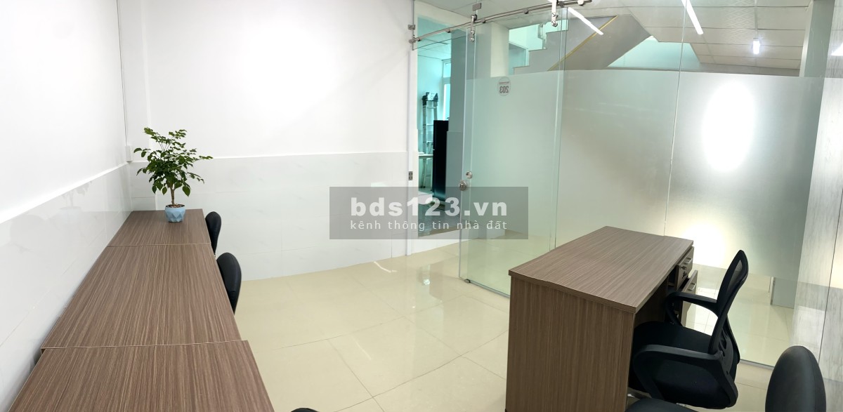 Văn phòng mới 100% tại Bình Thạnh với đầy đủ nội thất + ưu đãi lớn khi LH trực tiếp.0765.290.897