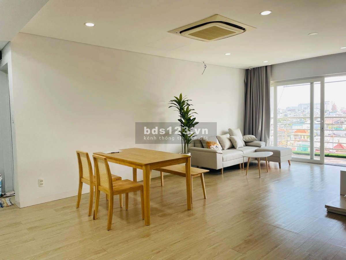 Chung cư Res 11 - P3 - Quận 11 110m2 3pn 15tr. Nội thất đầy đủ y hình