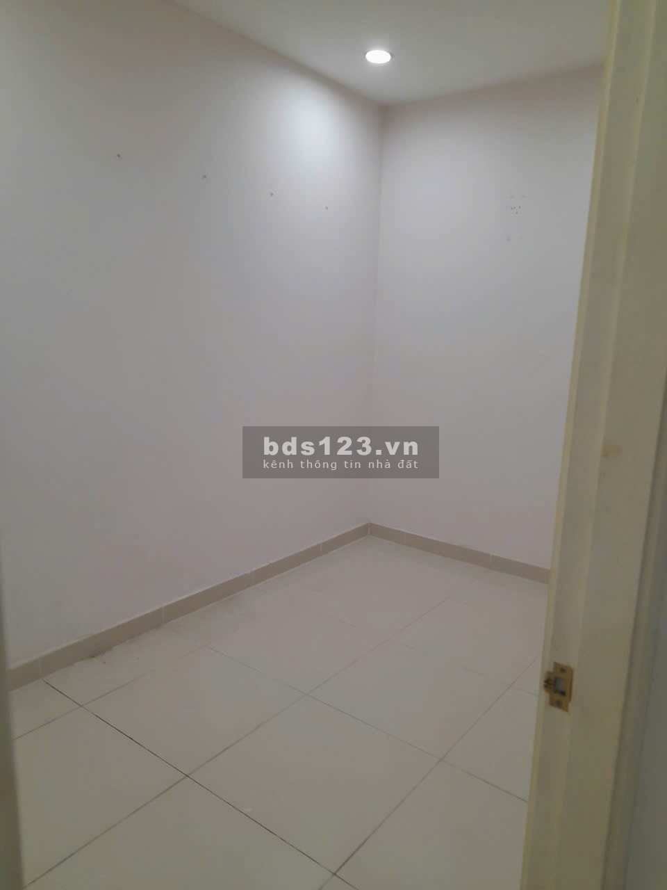 Chung cư Mỹ Phước, P2, Bình Thạnh căn 2p gủ, 2wc, giá 12tr/tháng