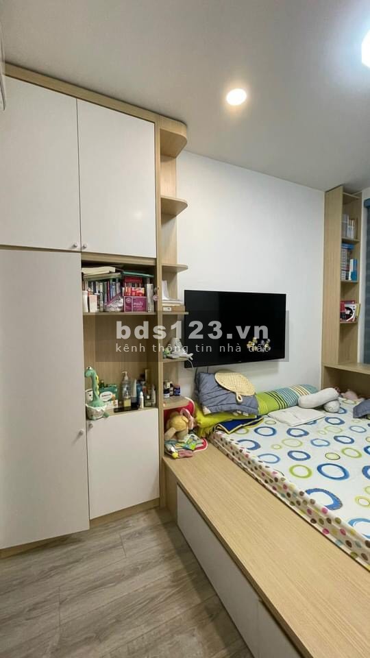 Cho thuê chung cư Tân Phước - Quận 11: Nội thất đầy đủ 3pn 107m2 14tr5/th. Tầng cao view thoáng