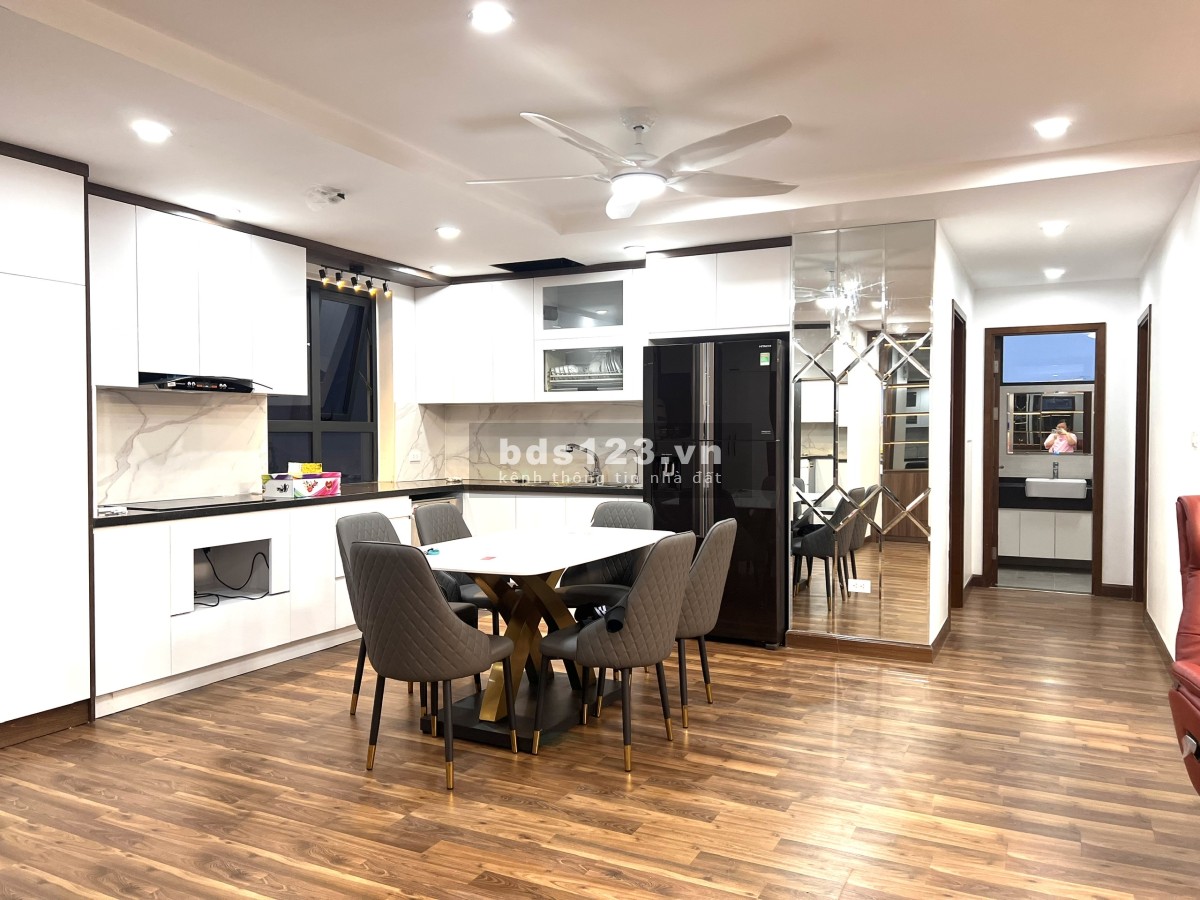 Chủ nhà nợ bóng bán căn 3 ngủ, 135m2, nhà mới tinh, giá khỏi bàn