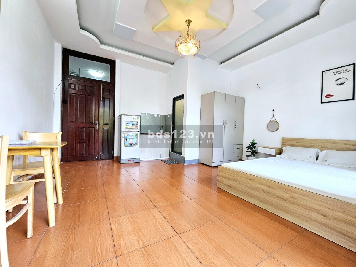 Đang Trống 116/18 Bình Lợi, Bình Thạnh studio ban công.