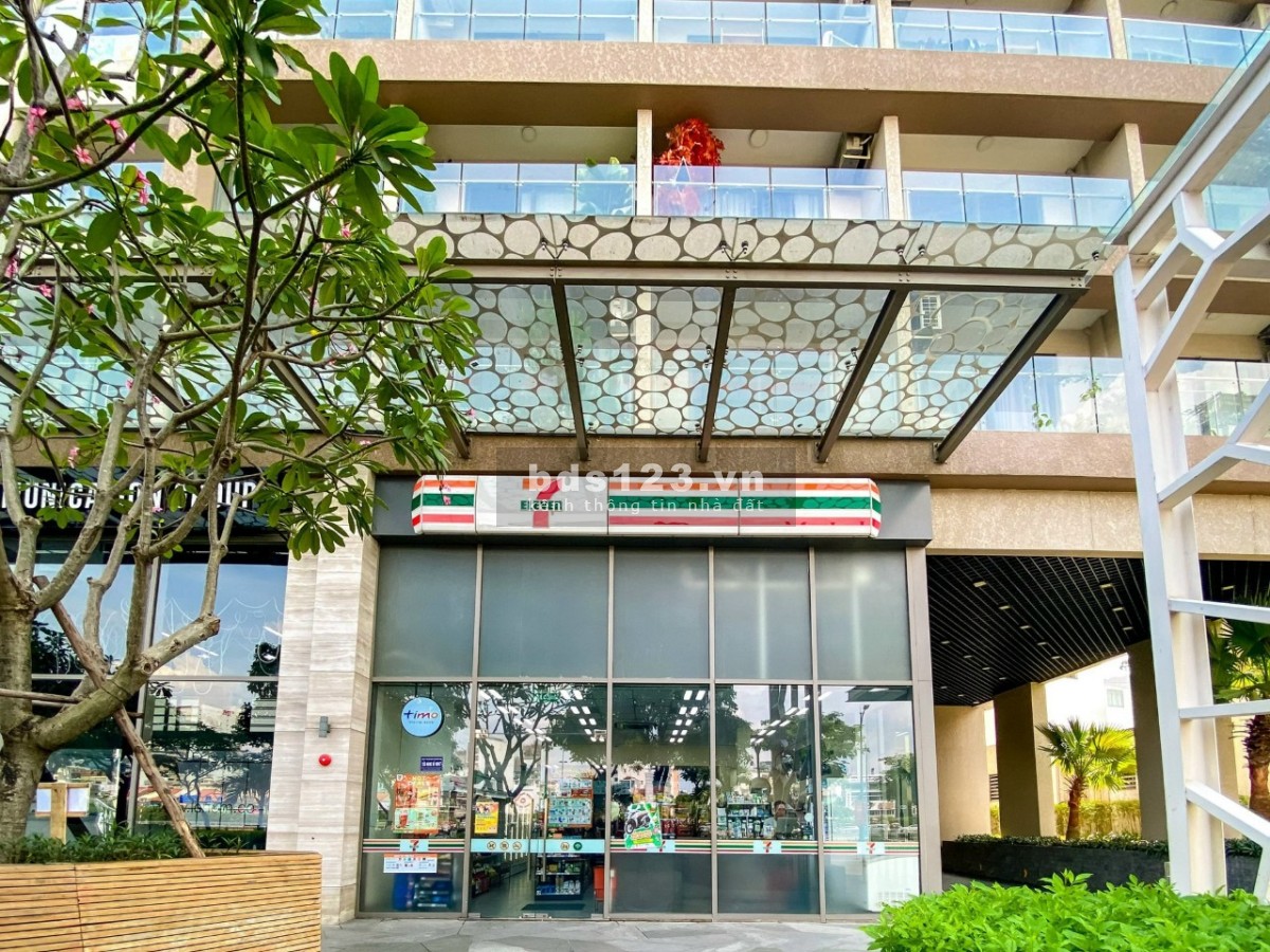 MILLENNIUM Q4 Bến Vân Đồn apartment for rent 2BR, 2WC 65m2, 19millionVND