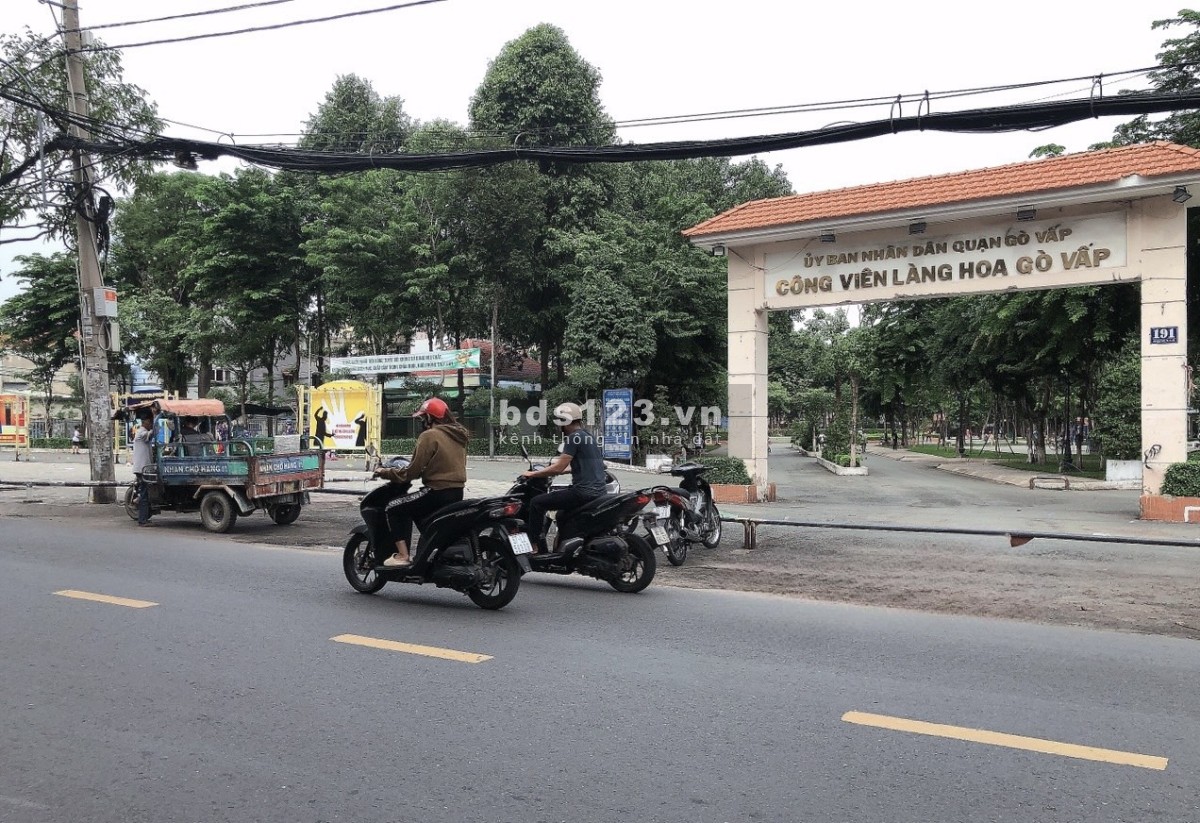 Bán nhà NGỘP HXH Lê Văn Thọ 58m2 ngang 4.5m còn mới gần CV Làng Hoa giá chỉ 5.x tỷ.