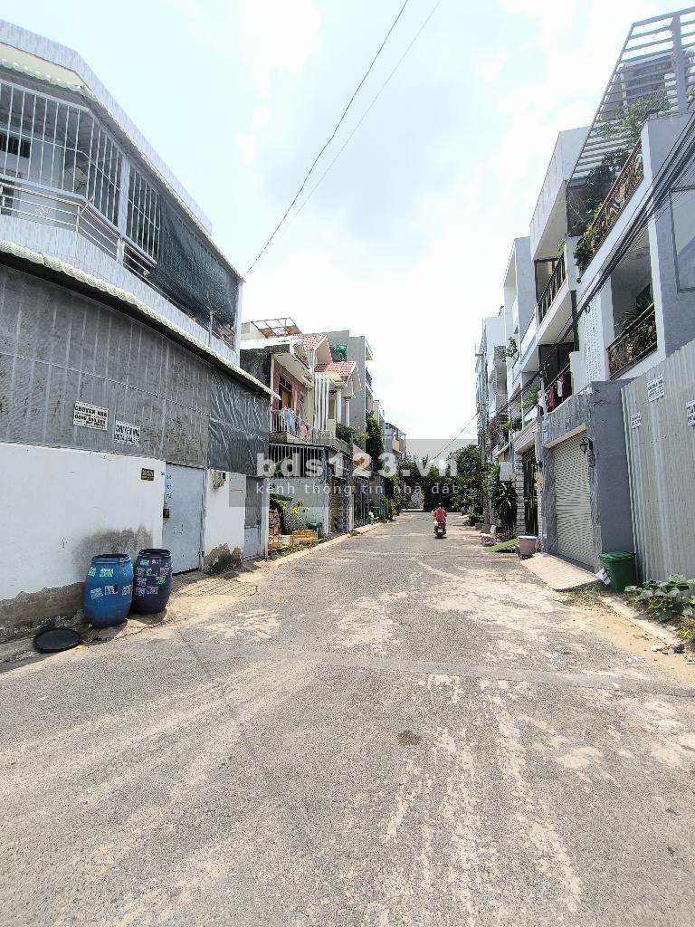 Bán Dãy Trọ - 120m2 - Hẻm 8m Thông - gần Đường Lã Xuân Oai - Tăng Nhơn Phú A - Quận 9 - Gía 6 Tỷ