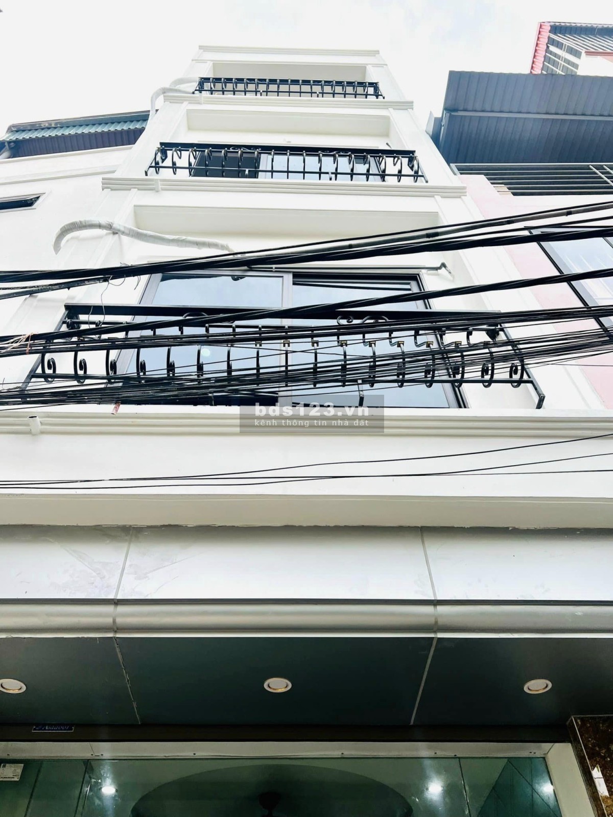 Bán nhà diện tích 41.9m2, 4 tầng, vị trí đắc địa và tiềm năng phát triển