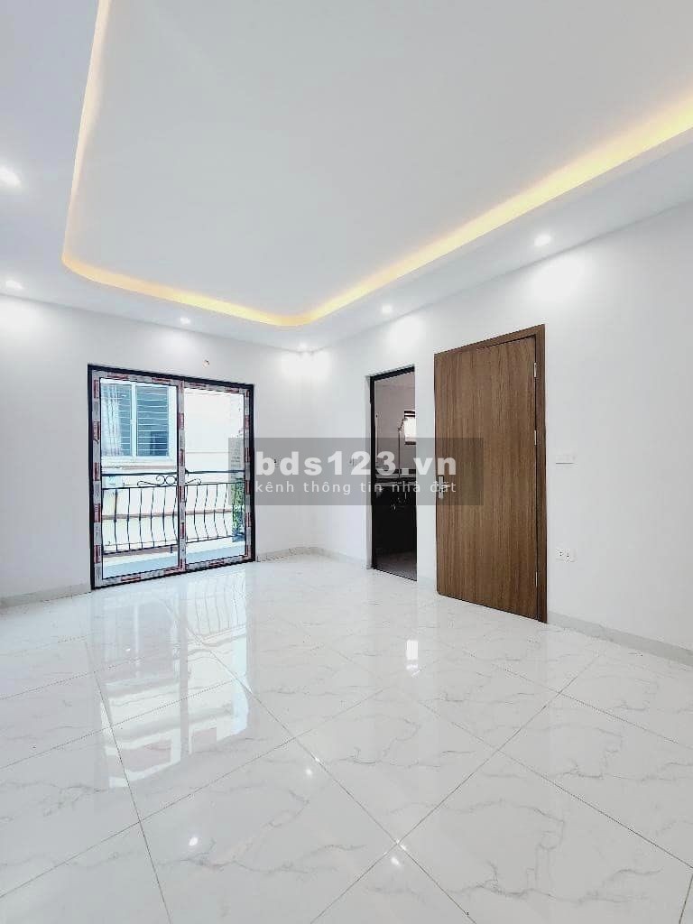 NHÀ MỚI KINH COONG - Ô TÔ ĐỖ CỬA - LÔ GÓC THOÁNG - GẦN ĐƯỜNG 3.5
