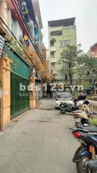 BÁN GẤP CĂN NHÀ TẠI MẶT HỒ TRUNG KÍNH - cẦU GIẤY