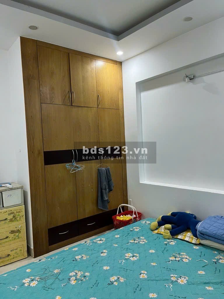 Bán nhà: Đường Hoàng Diệu 2, Linh Chiểu, Thủ Đức, 4 tầng mới đẹp, 60m2, 9.5 tỷ