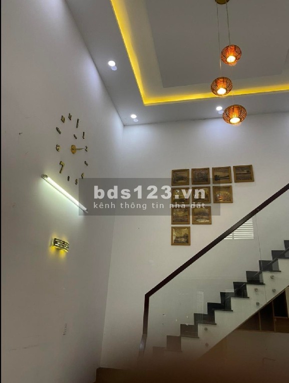 Bán nhà: Đường số 8, Linh Trung, Thủ Đức, Hẻm xe hơi, 52m2, chỉ 4.5 tỷ
