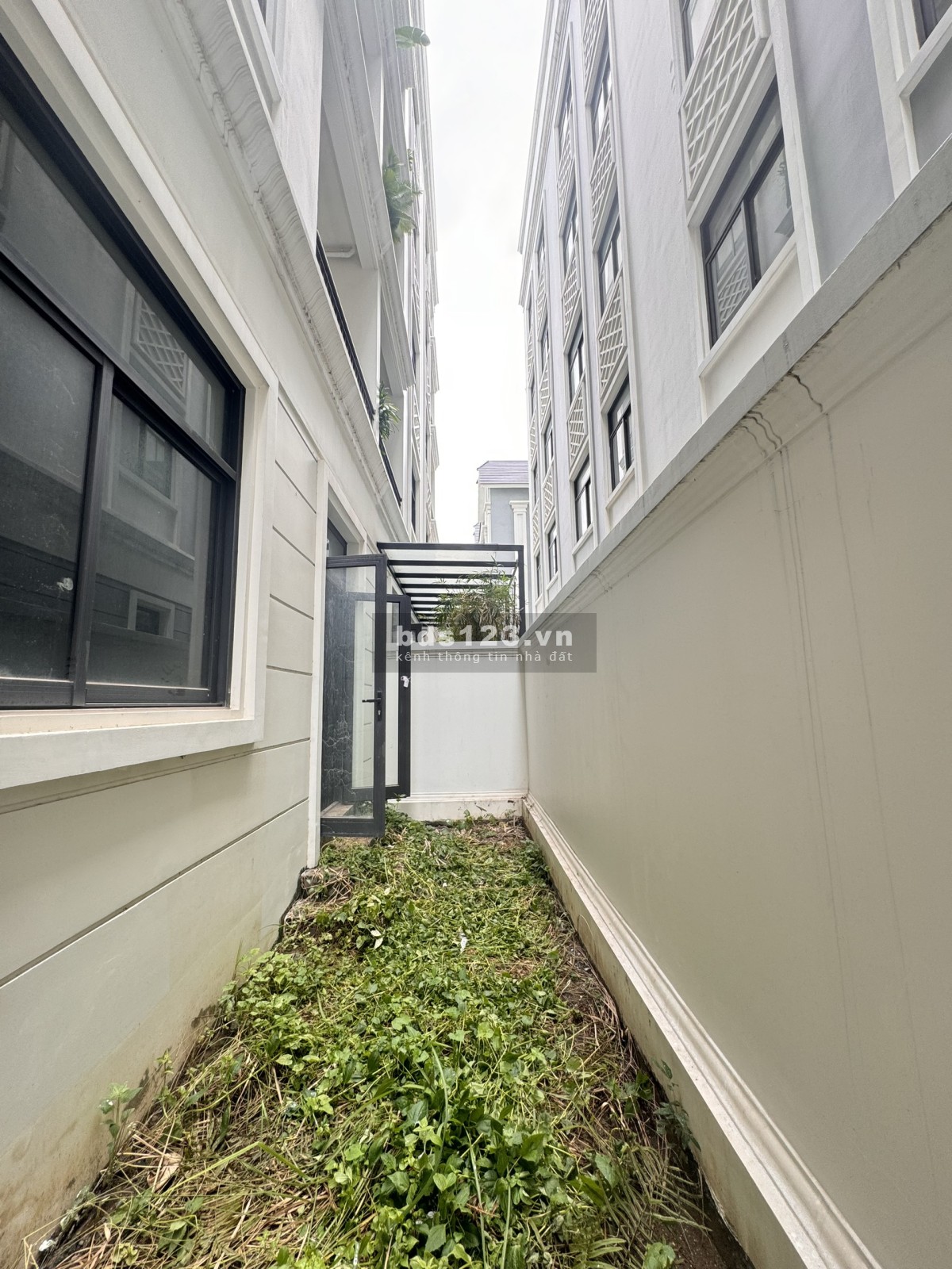 Bán nhà phố 126m2 - Glory - giá bán top 1 toàn khu Vinhomes Grand Park Tháng 10/2024