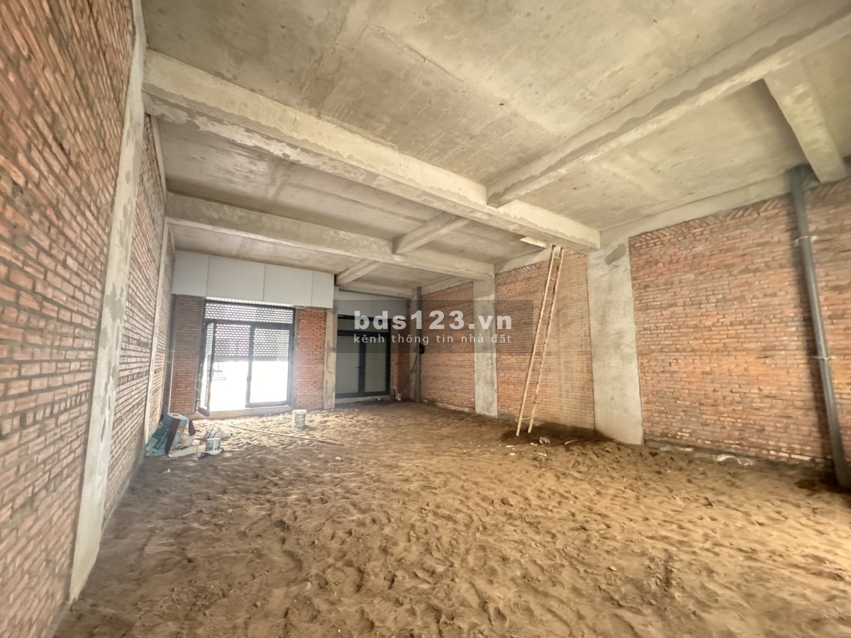 Bán nhà phố 126m2 - Glory - giá bán top 1 toàn khu Vinhomes Grand Park Tháng 10/2024