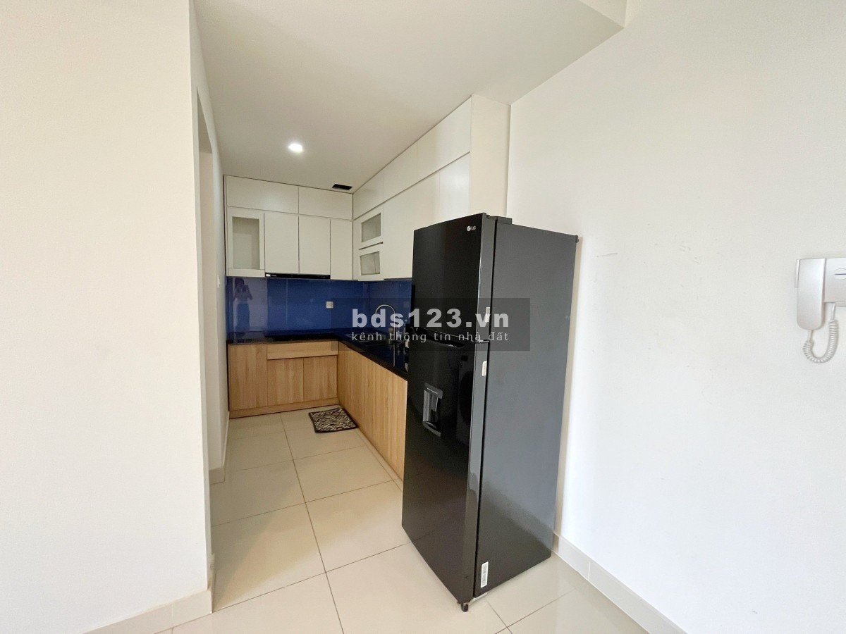 Chuyển nhượng căn hộ 1pn The Sun Avenue 51m2 full nội thất giá 2,65 tỷ view tầng cao