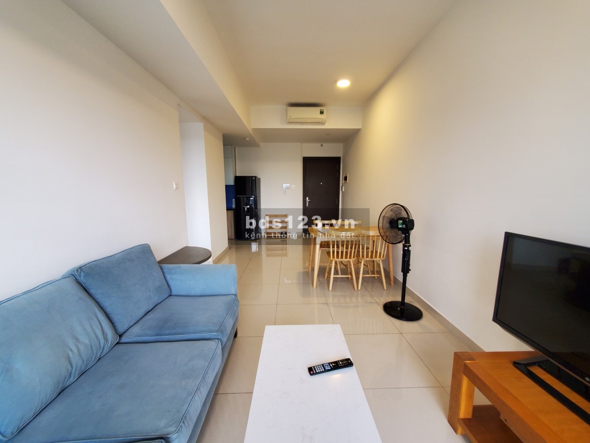 Chuyển nhượng căn hộ 1pn The Sun Avenue 51m2 full nội thất giá 2,65 tỷ view tầng cao