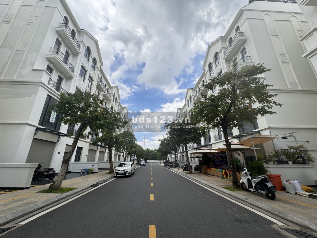 Bán nhà phố 126m2 - Manhattan - giá bán top 1 toàn khu Vinhomes Grand Park T10/2024