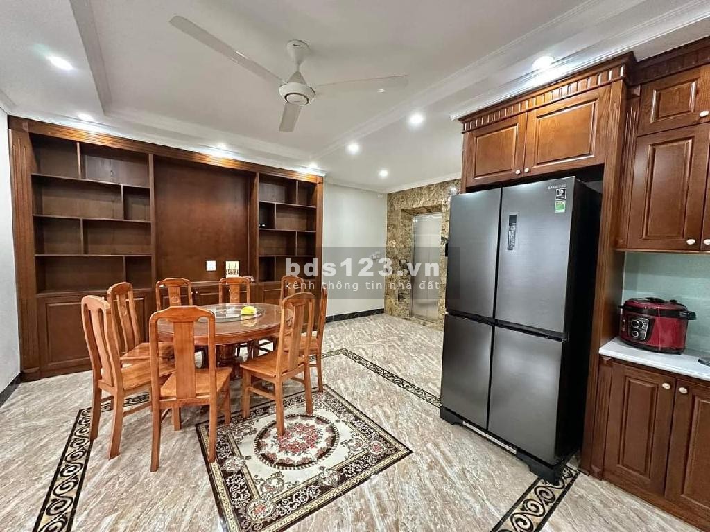 Bán nhà bồ đề 73 m 7 tầng thang máy mặt tiền 6,8 m g gara ô tô kinh doanh ngõ thông Bồ Đề Hồng Tiến